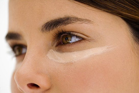 8 cách trị mắt thâm do thiếu ngủ