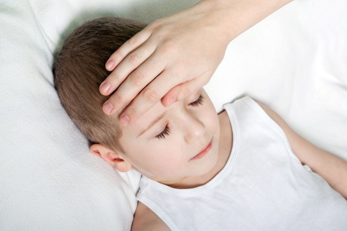 How do you tell your child about cancer? Vinmec