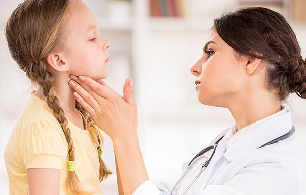 Chẩn đoán và điều trị thiểu năng tuyến giáp ở trẻ sơ sinh Chẩn đoán và điều trị thiểu năng tuyến giáp ở trẻ sơ sinh