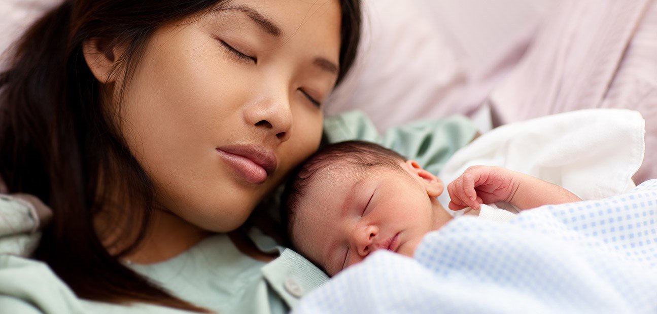 3 thời điểm có thể lây truyền HIV từ mẹ sang con 3 thời điểm có thể lây truyền HIV từ mẹ sang con