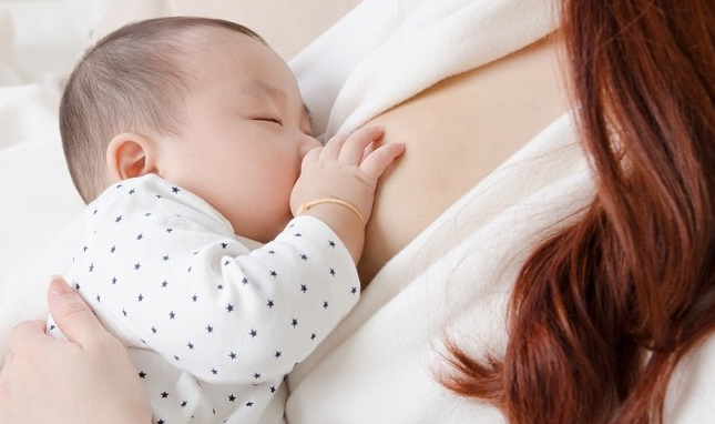Trẻ sơ sinh ngủ nhiều có đáng lo? Trẻ sơ sinh ngủ nhiều có đáng lo?