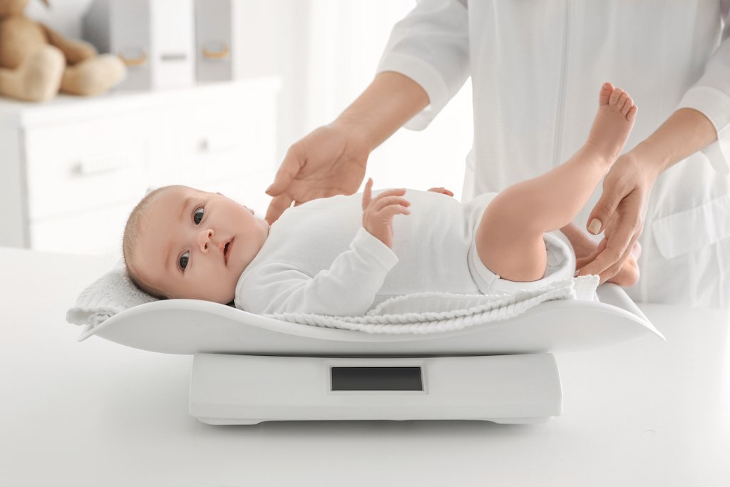 Tháng thứ 10 sau khi bé chào đời Tháng thứ 10 sau khi bé chào đời
