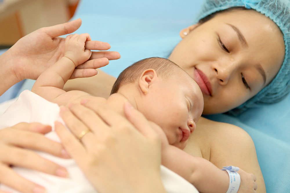 Bóc rau nhân tạo cho bà mẹ sau sinh Bóc rau nhân tạo cho bà mẹ sau sinh