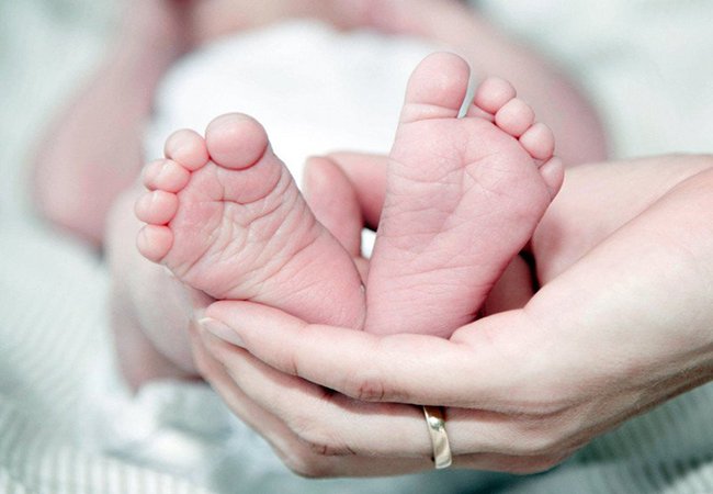 Phát triển nhận thức, vận động của trẻ sinh non từ 0-18 tháng tuổi Phát triển nhận thức, vận động của trẻ sinh non từ 0-18 tháng tuổi