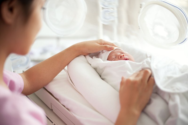 Đặc điểm của trẻ sơ sinh non tháng Đặc điểm của trẻ sơ sinh non tháng