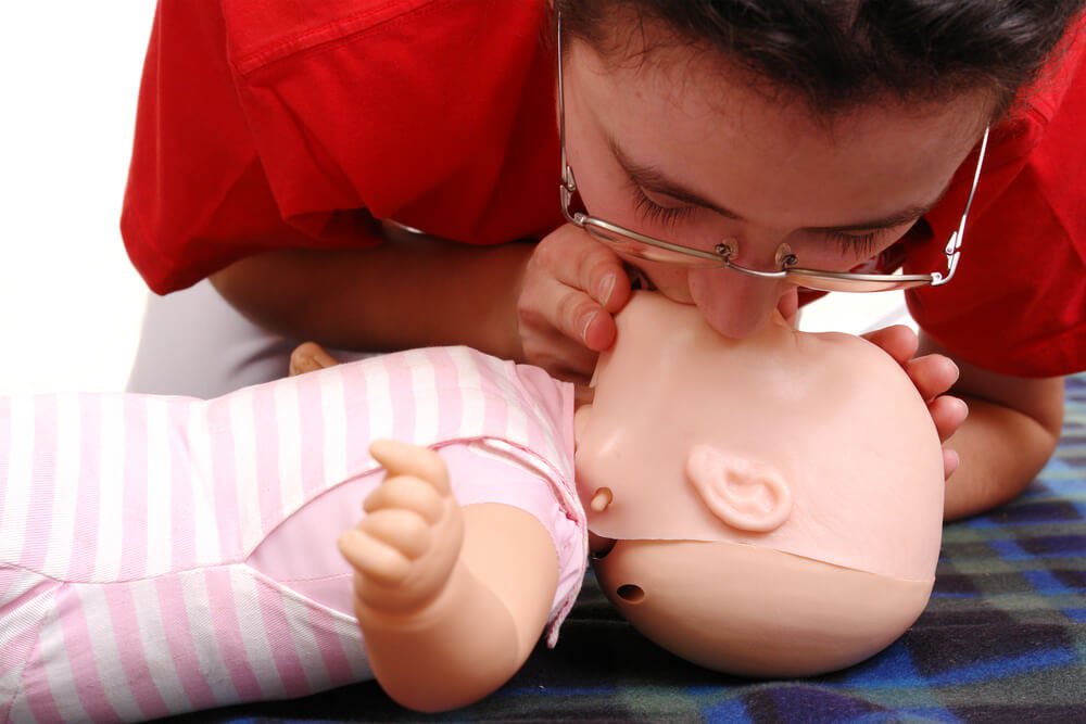 Trẻ bị nghẹt mũi: Phải làm sao để giúp trẻ đỡ khó chịu? Trẻ bị nghẹt mũi: Phải làm sao để giúp trẻ đỡ khó chịu?