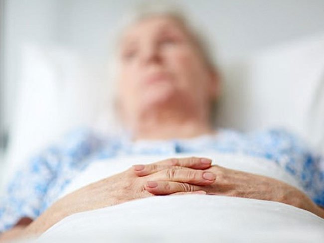 Chăm sóc, điều trị phục hồi chức năng ở người bị đột quỵ não Chăm sóc, điều trị phục hồi chức năng ở người bị đột quỵ não