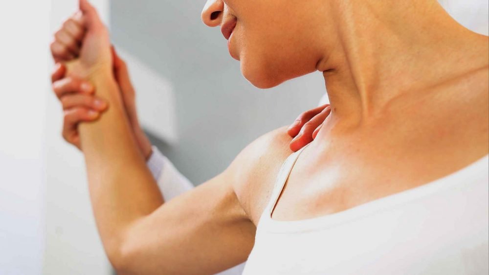 Chăm sóc, điều trị phục hồi chức năng ở người bị đột quỵ não Chăm sóc, điều trị phục hồi chức năng ở người bị đột quỵ não