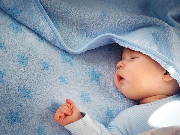 Cách đảm bảo trẻ sơ sinh ngủ an toàn Cách đảm bảo trẻ sơ sinh ngủ an toàn
