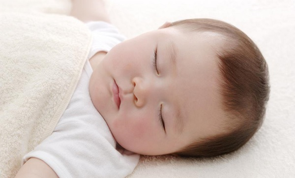 Sự phát triển của trẻ 30 tuần tuổi sau sinh Sự phát triển của trẻ 30 tuần tuổi sau sinh