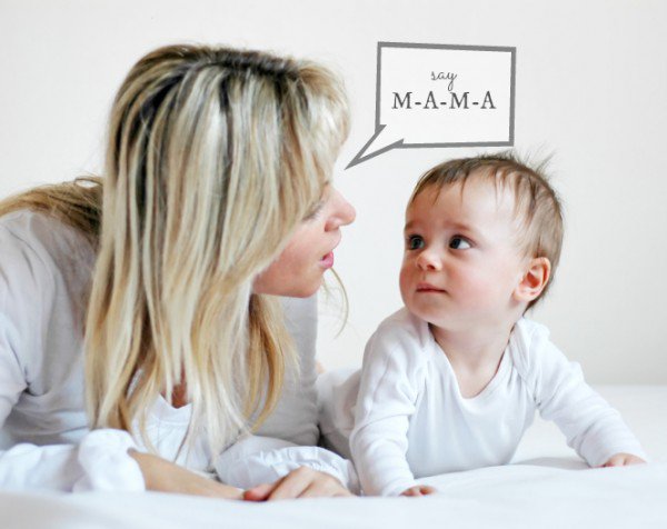 Các dấu hiệu cảnh báo về sự chậm phát triển ngôn ngữ, giao tiếp Các dấu hiệu cảnh báo về sự chậm phát triển ngôn ngữ, giao tiếp