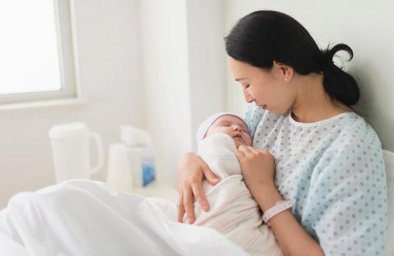 Vì sao bạn bị đỏ mắt sau sinh? Vì sao bạn bị đỏ mắt sau sinh?
