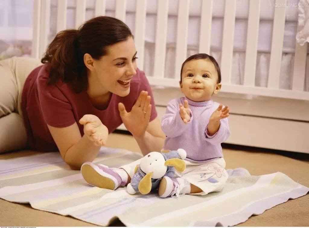 Những “ tuyệt chiêu” để phát triển ngôn ngữ cho con Những “ tuyệt chiêu” để phát triển ngôn ngữ cho con