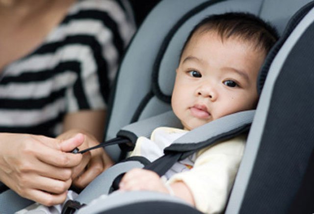 Nên làm gì nếu trẻ bị ngã, đập răng vào vật cứng? Nên làm gì nếu trẻ bị ngã, đập răng vào vật cứng?