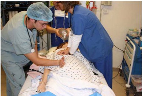 Một số lưu ý đặc biệt khi thực hiện cấp cứu ngừng tuần hoàn cơ bản Một số lưu ý đặc biệt khi thực hiện cấp cứu ngừng tuần hoàn cơ bản
