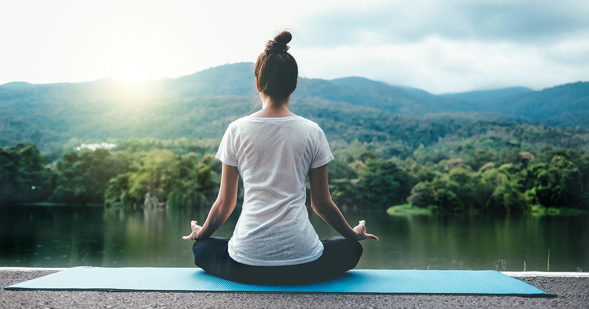 Yoga giúp giảm căng thẳng như thế nào? Yoga giúp giảm căng thẳng như thế nào?