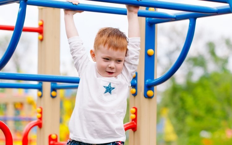 Trẻ phát triển kỹ năng qua các hoạt động thường ngày