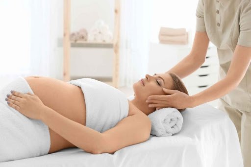 Hướng dẫn massage bụng bầu đúng cách