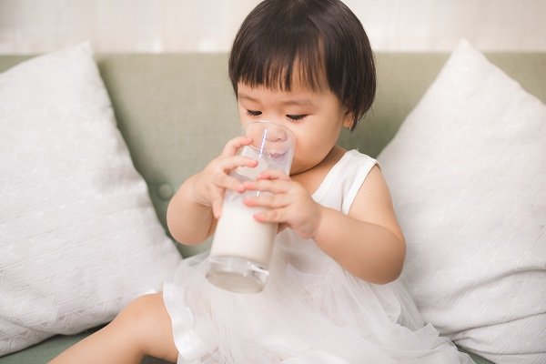Trẻ biếng ăn phải làm sao? Nguyên nhân và thực đơn cho trẻ 2 tuổi biếng ăn, suy dinh dưỡng 8 thực đơn cho trẻ 2 tuổi biếng ăn