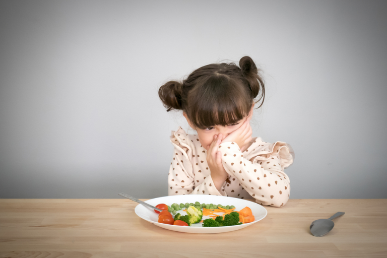 What are the harmful effects of children not eating vegetables? Vinmec